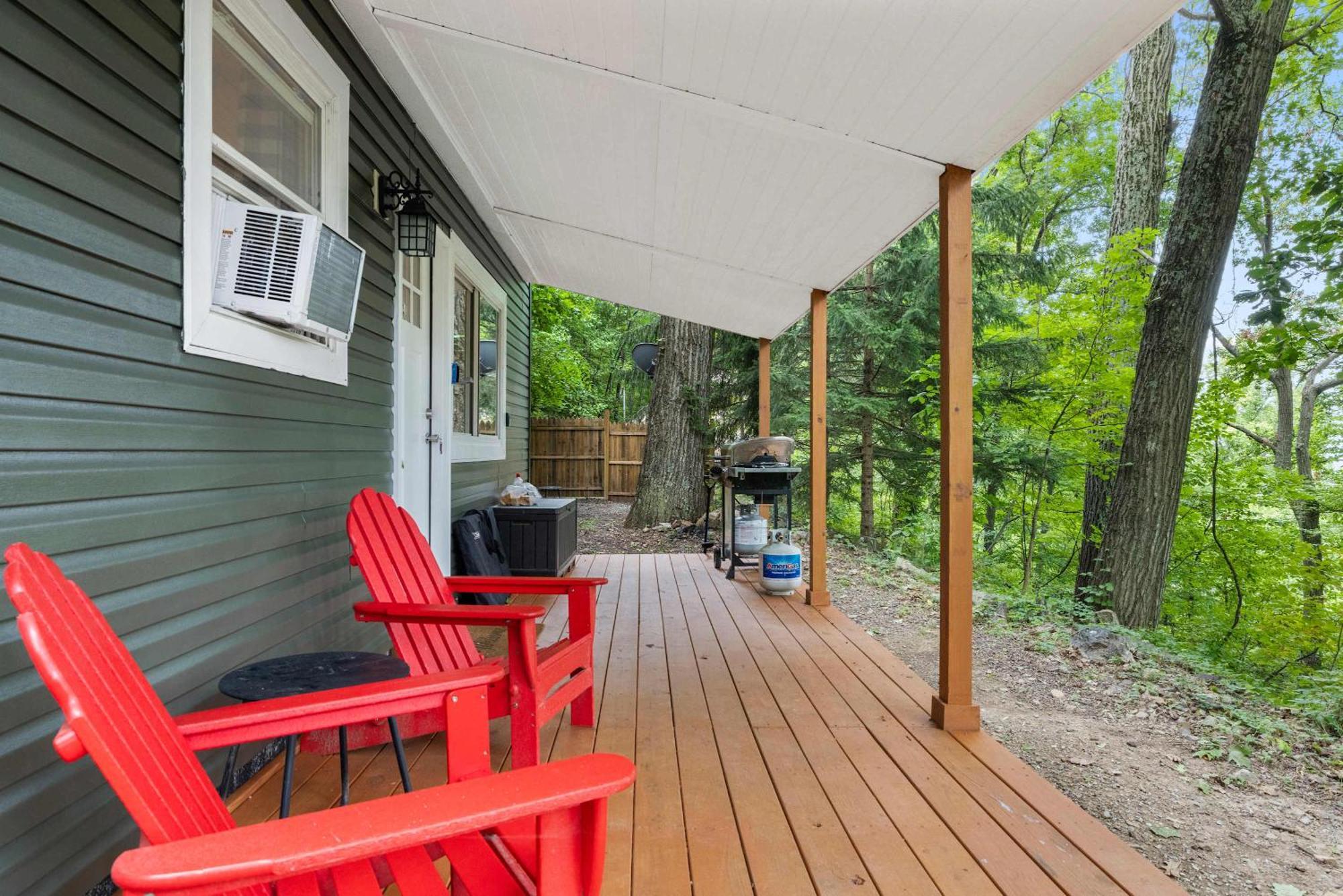 Modern Mountain Cottage W Hot Tub, Fire Pit, Wifi Inwood Dış mekan fotoğraf