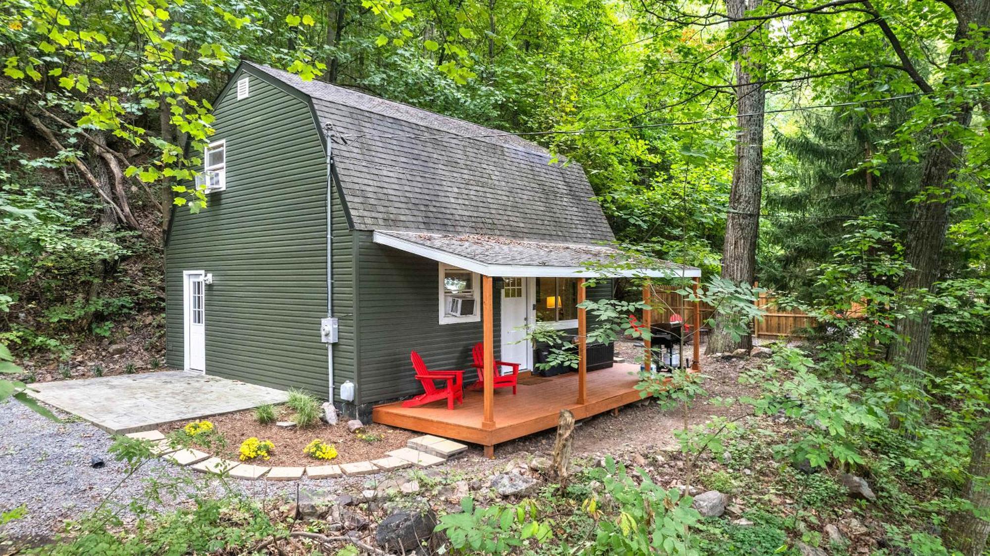 Modern Mountain Cottage W Hot Tub, Fire Pit, Wifi Inwood Dış mekan fotoğraf